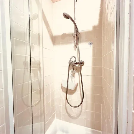 아파트 Red Master 쎙뜨호뻬